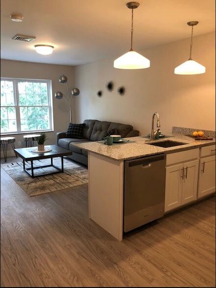 Building Photo - Kelsey Commons