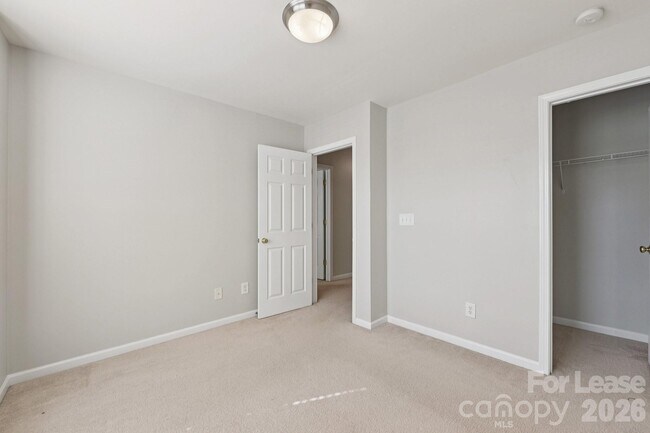 Building Photo - 124 Clydesdale Ct