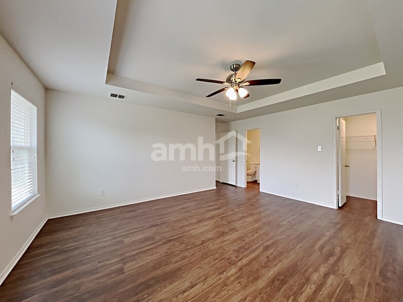 Building Photo - 16617 J Cheshier Ct