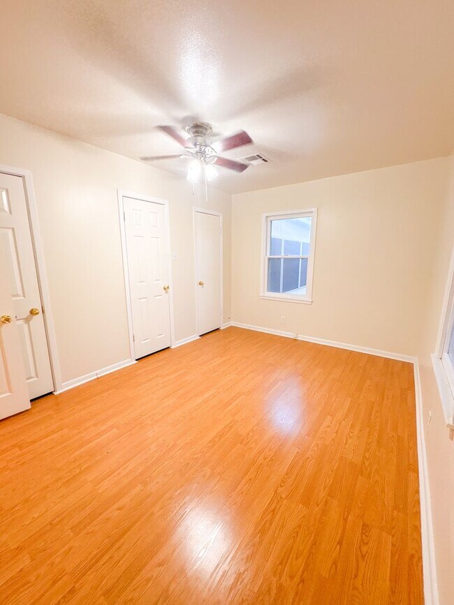 Building Photo - 2005 Downing St