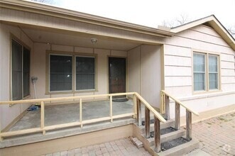 Building Photo - 5828 Locke Ave