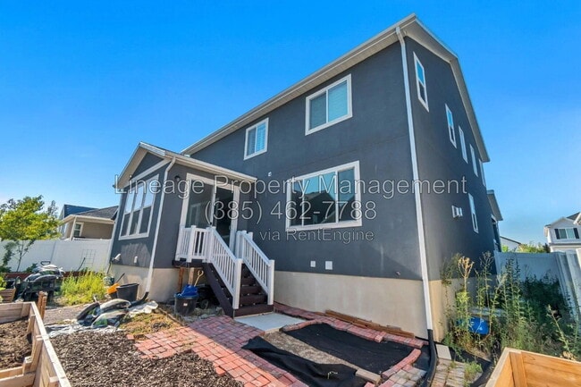 Building Photo - 6311 W Antelope Flt Wy