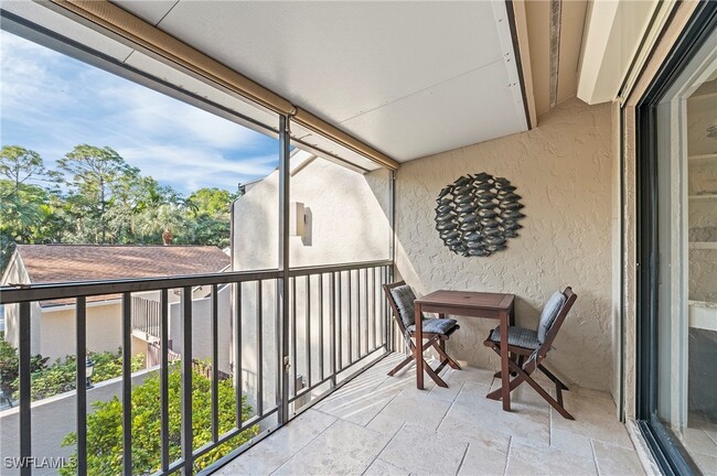 Building Photo - 15330 Cedarwood Ln