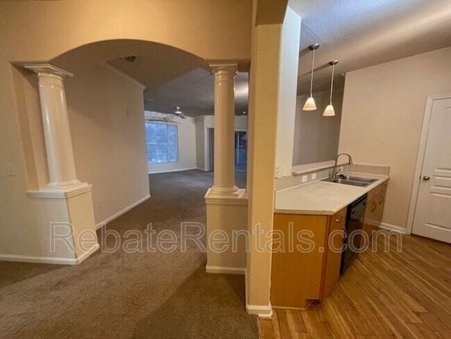 Building Photo - 8290 Gate Pkwy W