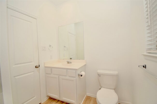 Building Photo - 3735 Rock Ledge Dr