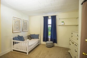 Building Photo - 113 Comstock Pl