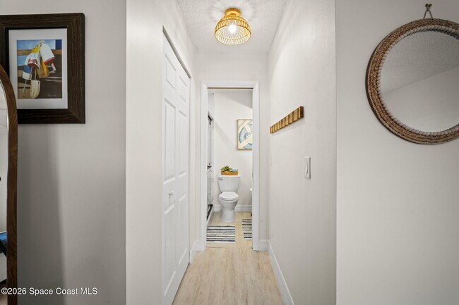 Building Photo - 180 Paradise Blvd