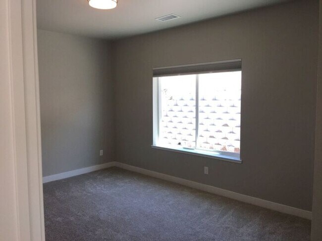 Building Photo - Built 2020! NW Reno Single Story House