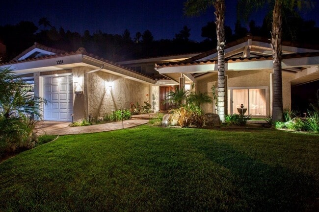Primary Photo - ABSOLUTELY STUNNING ENTERTAINER HOME (4 be...