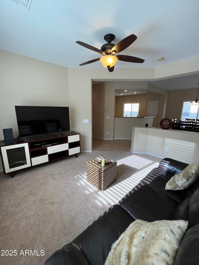 Building Photo - 26087 W Tonto Ln