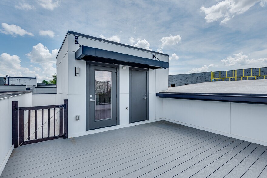Building Photo - 415 Gartrell St SE