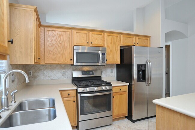 Building Photo - Move-In Ready Home in Dove Mountain