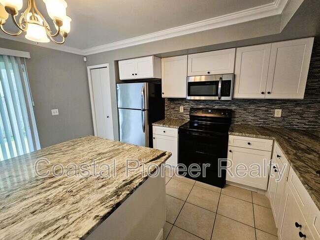 Building Photo - 504 S Westland Ave