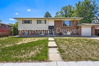 Building Photo - 6313 Pierson St