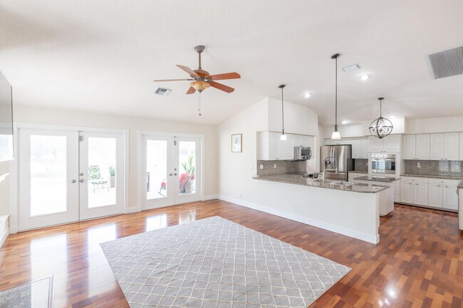 Building Photo - 13230 Running Water Rd