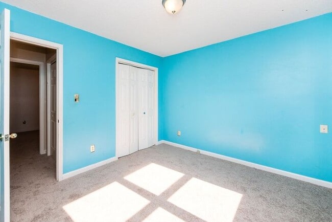 Building Photo - 3BD/1BA Home in Hickory