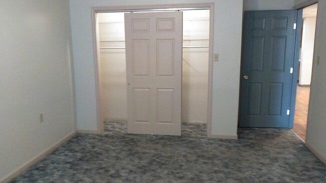 Building Photo - 150 Leonard St