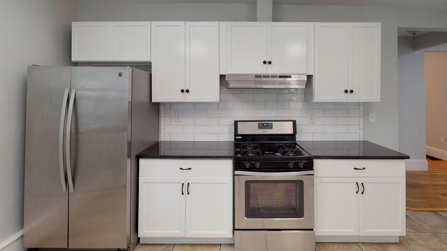 Building Photo - 110 Greenbrier St