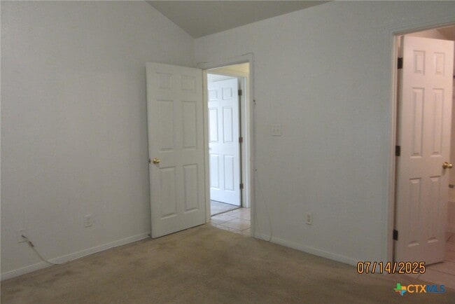 Building Photo - 2606 Edgefield St