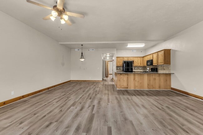 Building Photo - Park City Living Near Kimball Junction with Balcony