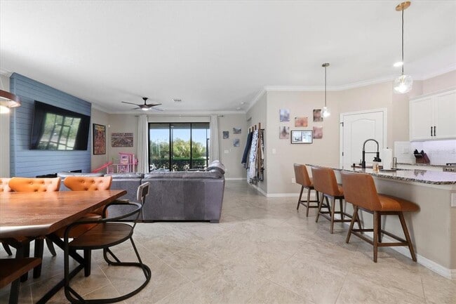 Building Photo - 17234 Blue Rdg Pl