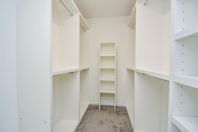 Building Photo - 1510 Plumwood Dr