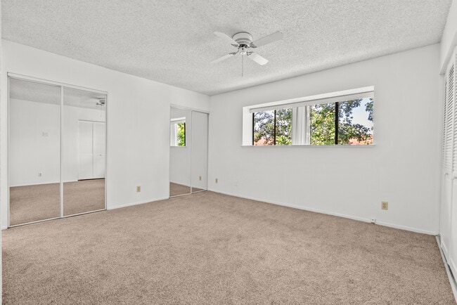Building Photo - 14456 Foothill Blvd