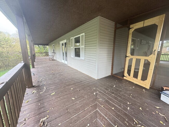 Building Photo - 7506 KY-32