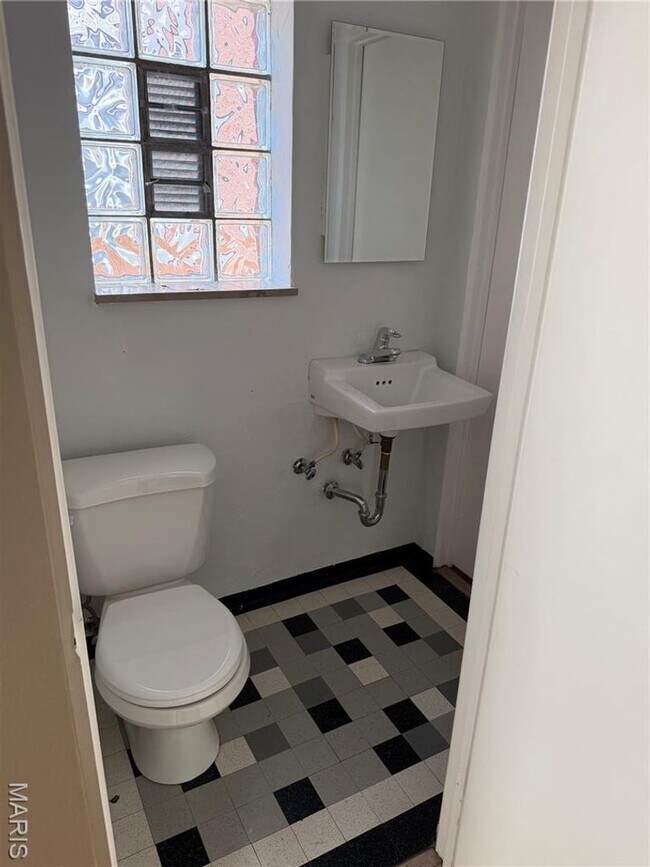 Building Photo - 7828 Cornell Ave