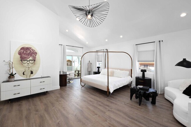 Building Photo - 2113 Harriman Ln