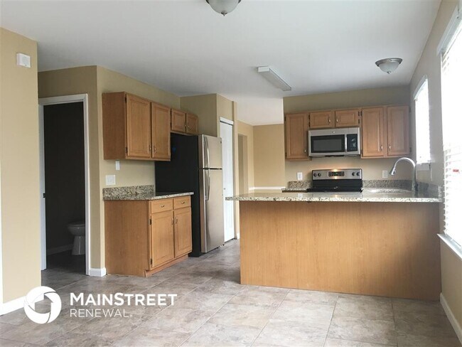 Building Photo - 14319 Riverfront Dr