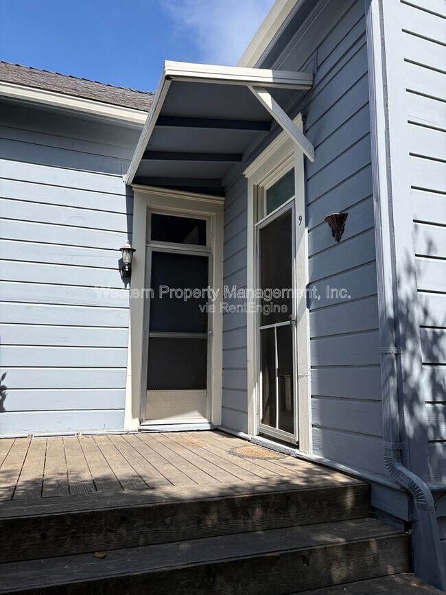 Building Photo - 6201 Soquel Dr