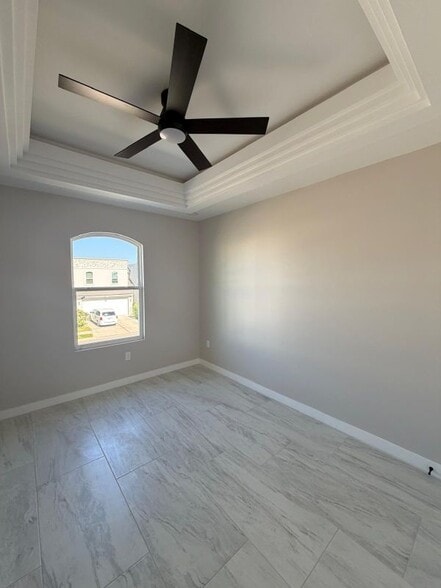 Building Photo - 2224 Corales St