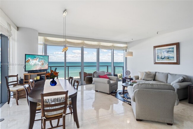 Building Photo - 3737 Collins Ave