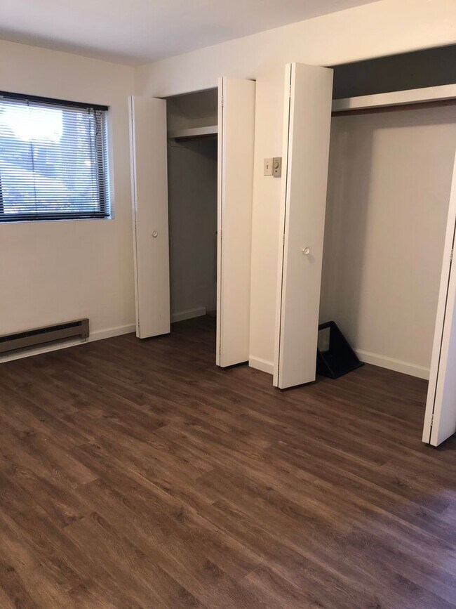 Building Photo - PM16-00277S: Joseph