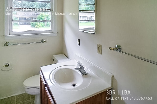 Building Photo - 2912 Third St