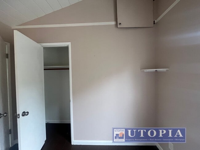 Building Photo - Beautiful and spacious 2 Bedroom, 1.5 Bathroom Located in Rio Del Mar, close to the beach and Apt...