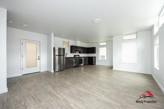 Building Photo - 4647 SE 40th Ave