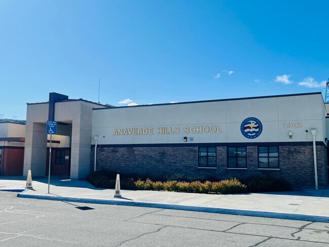 Building Photo - 2306 Cornflower Way