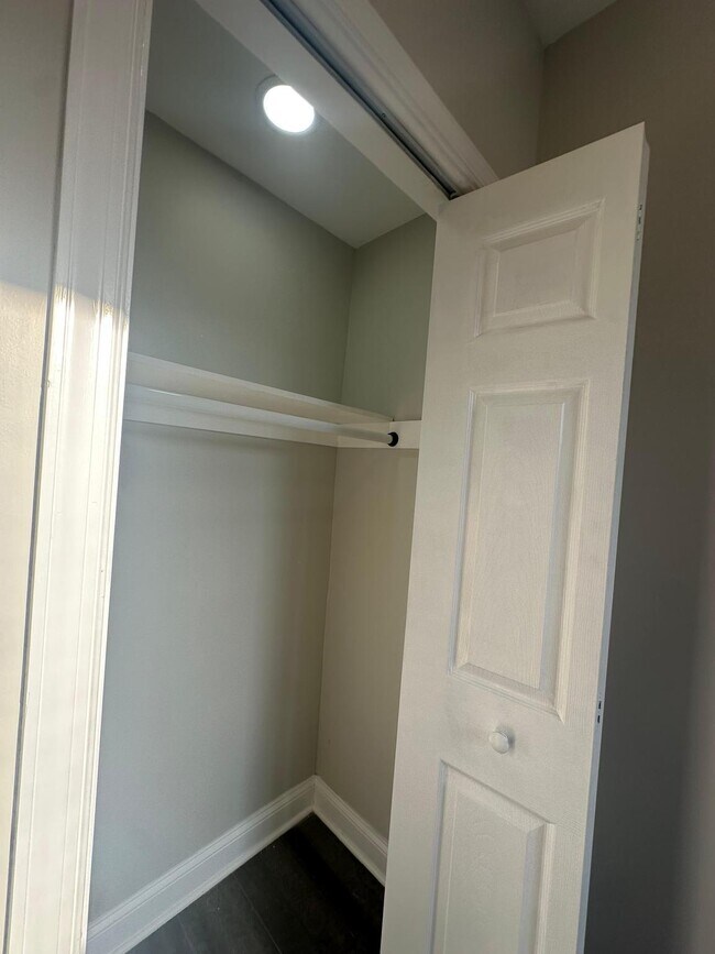 Building Photo - 3536 Kip St