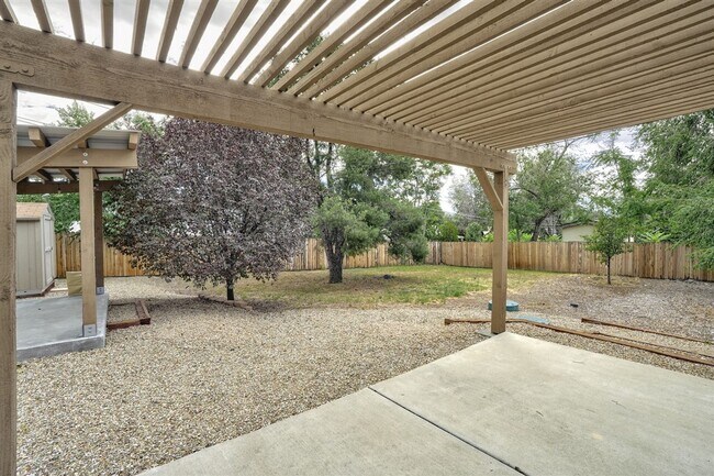 Building Photo - 2111 Nolte Dr