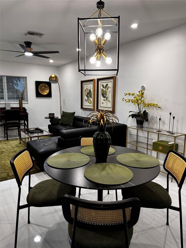 Building Photo - 4101 NW 10th St