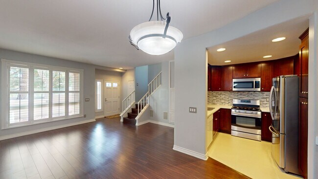 Building Photo - Beautiful 2 Bedroom Home in Windsong