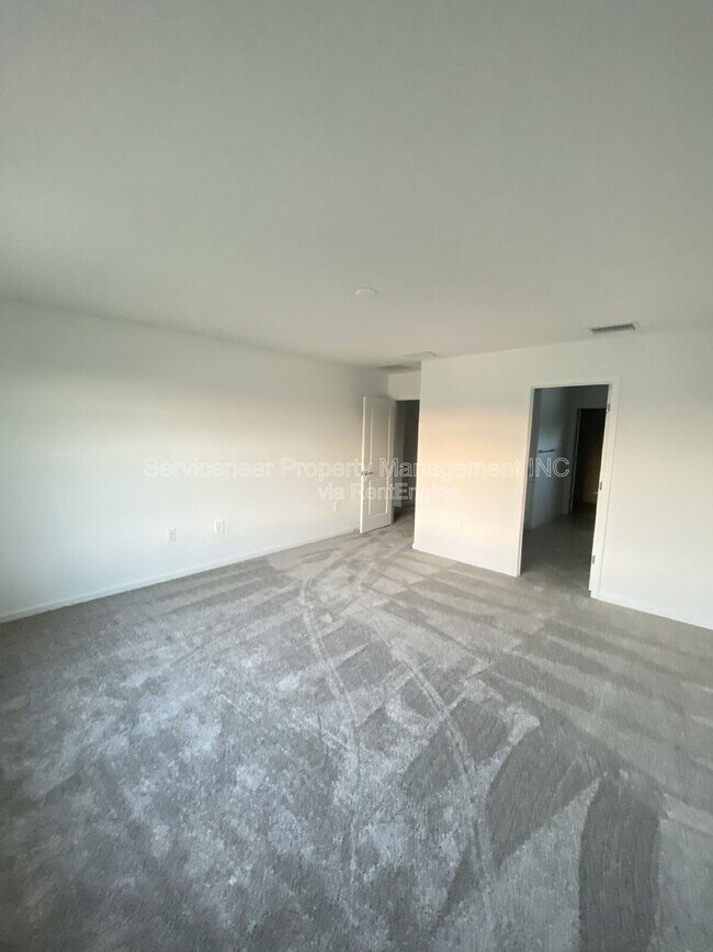 Building Photo - 6136 Baywood Ct