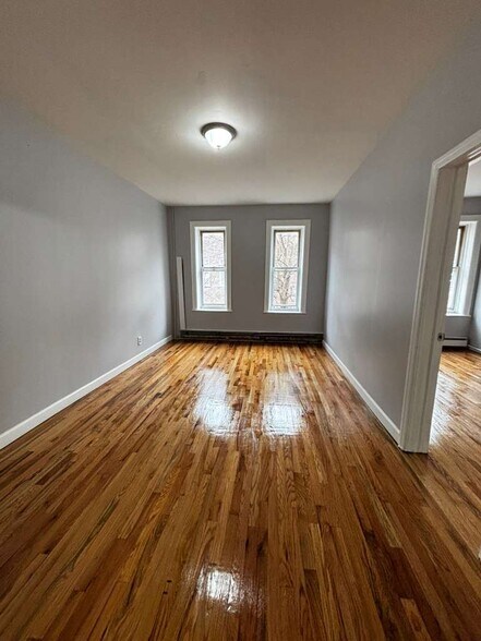 Building Photo - 243 Lexington Ave