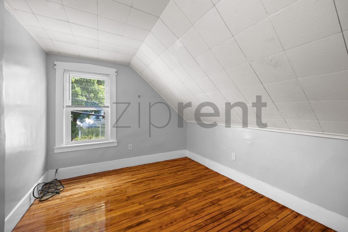 Building Photo - Unit 49