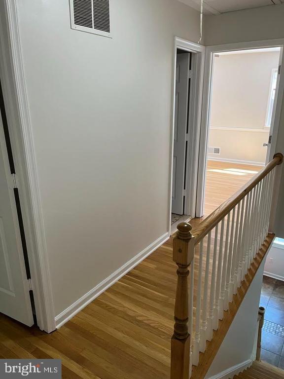 Building Photo - 14363 Berkshire Dr