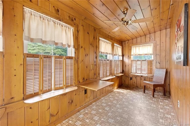 Building Photo - 73 Wepawaug Dr