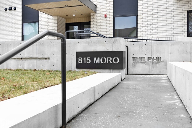 Building Photo - 815 Moro St