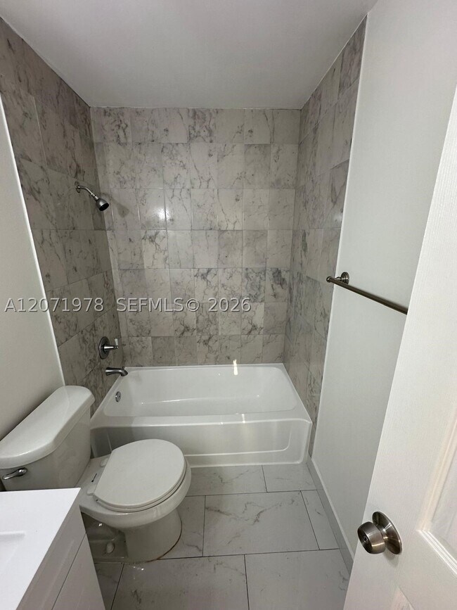 Building Photo - 7401 SW 152nd Ave